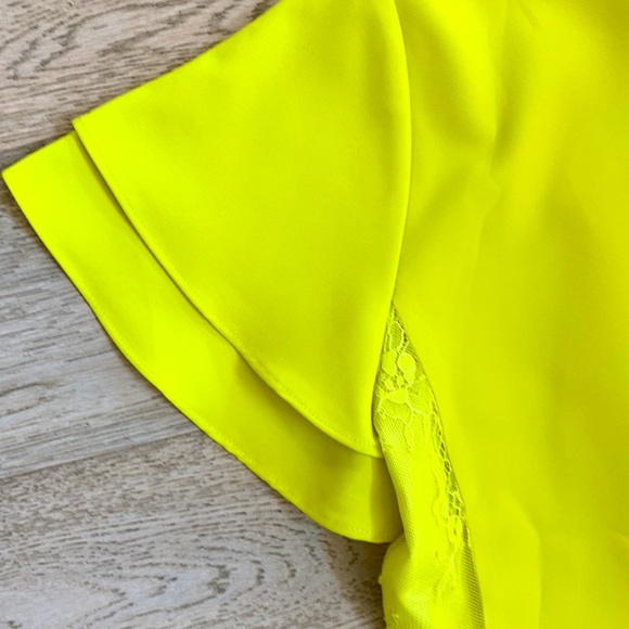 Gracia 💚 Lace Peplum Double Ruffled Sleeve Hem Short Sleeve Top Pleated Layers - Picture 5 of 13